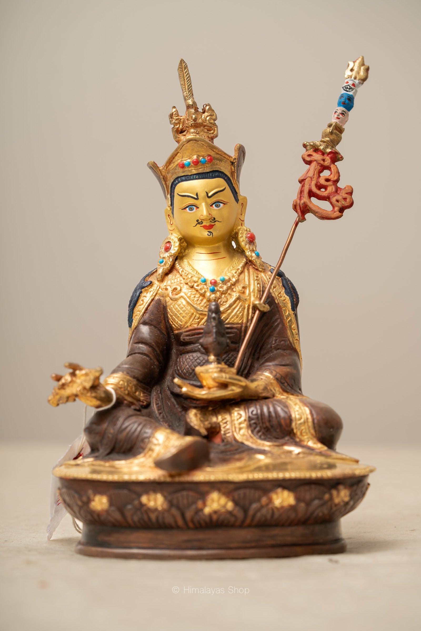 Guru Rinpoche Statue for Prayer and Mediation.