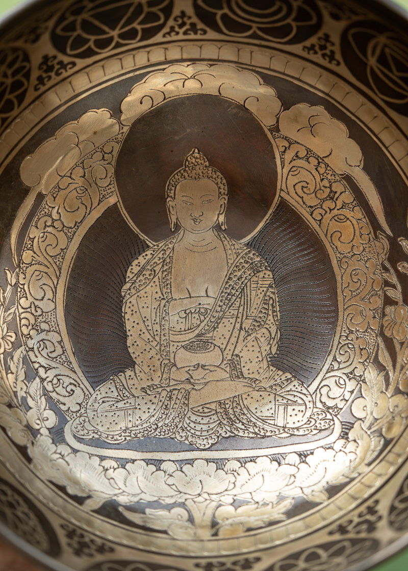 Amitabha Singing Bowl - Handmade singing bowl