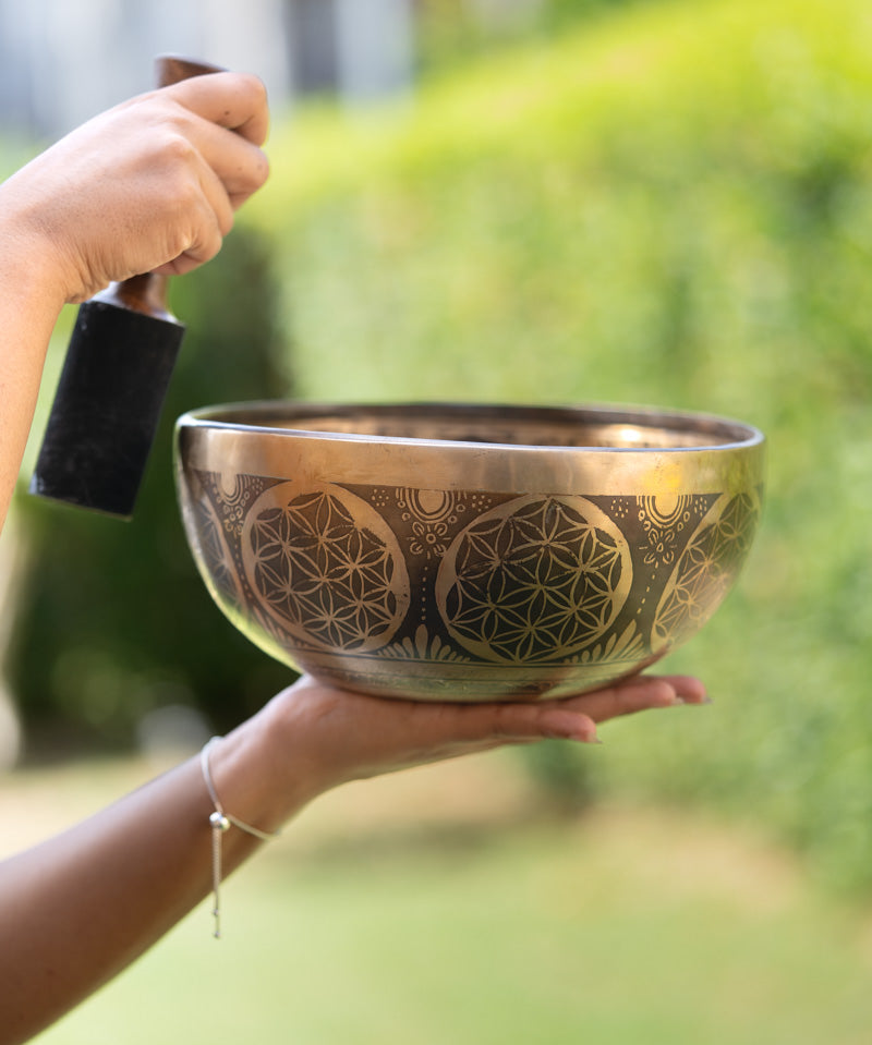  Amitabha Singing Bowl - Tibetan Bowl for meditation practice.
