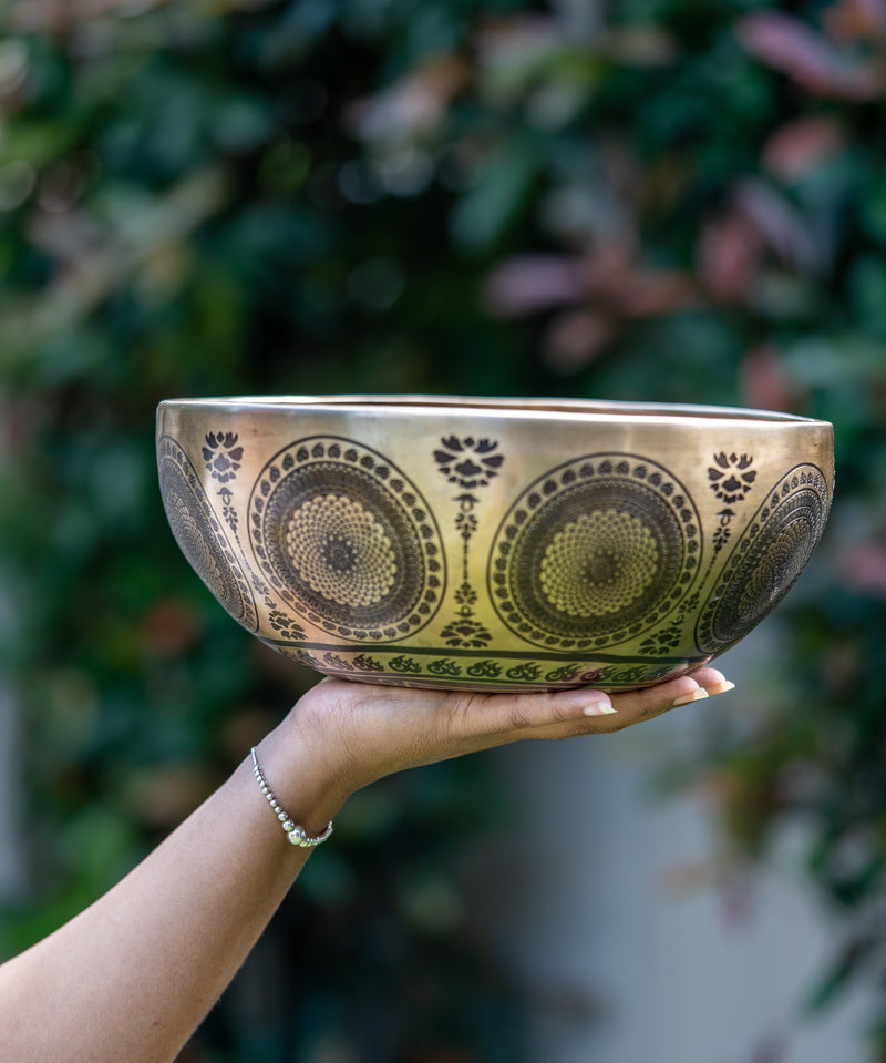 Lotus Cosmos Tibetan Singing Bowl for sound therapy.