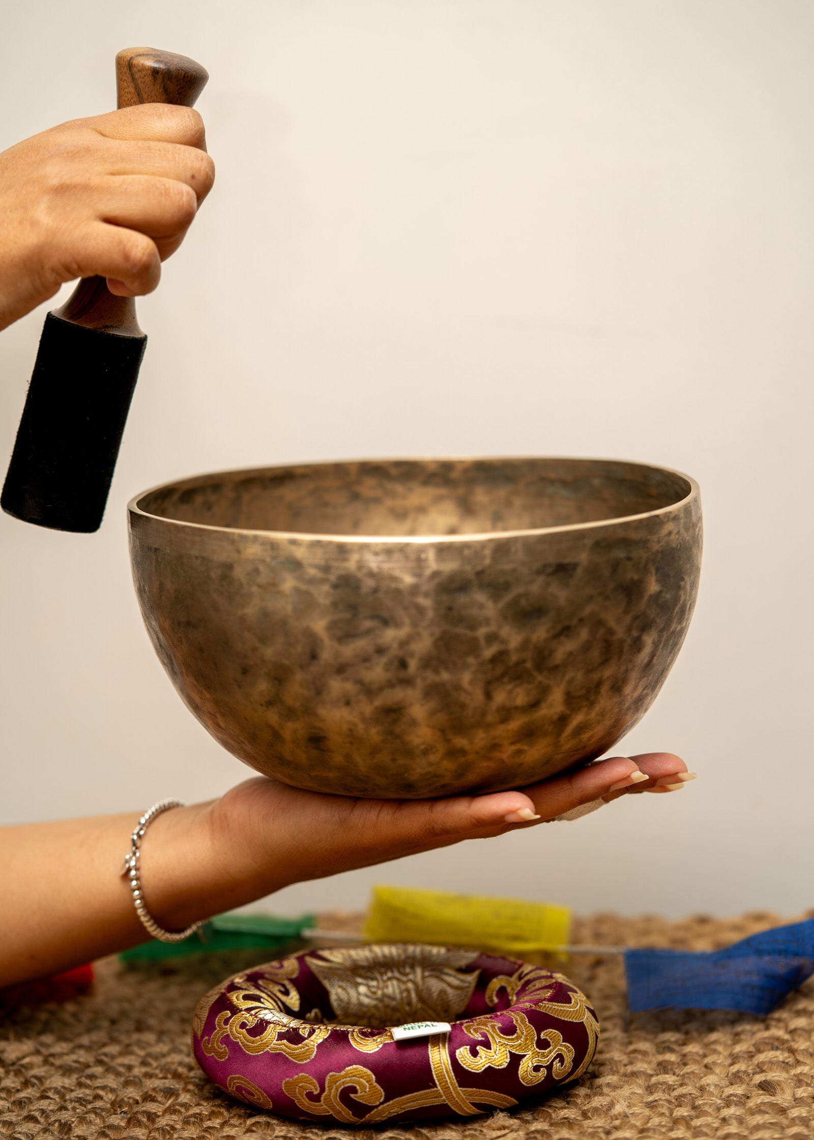 Handcrafted Premium Thadobati Singing Bowl