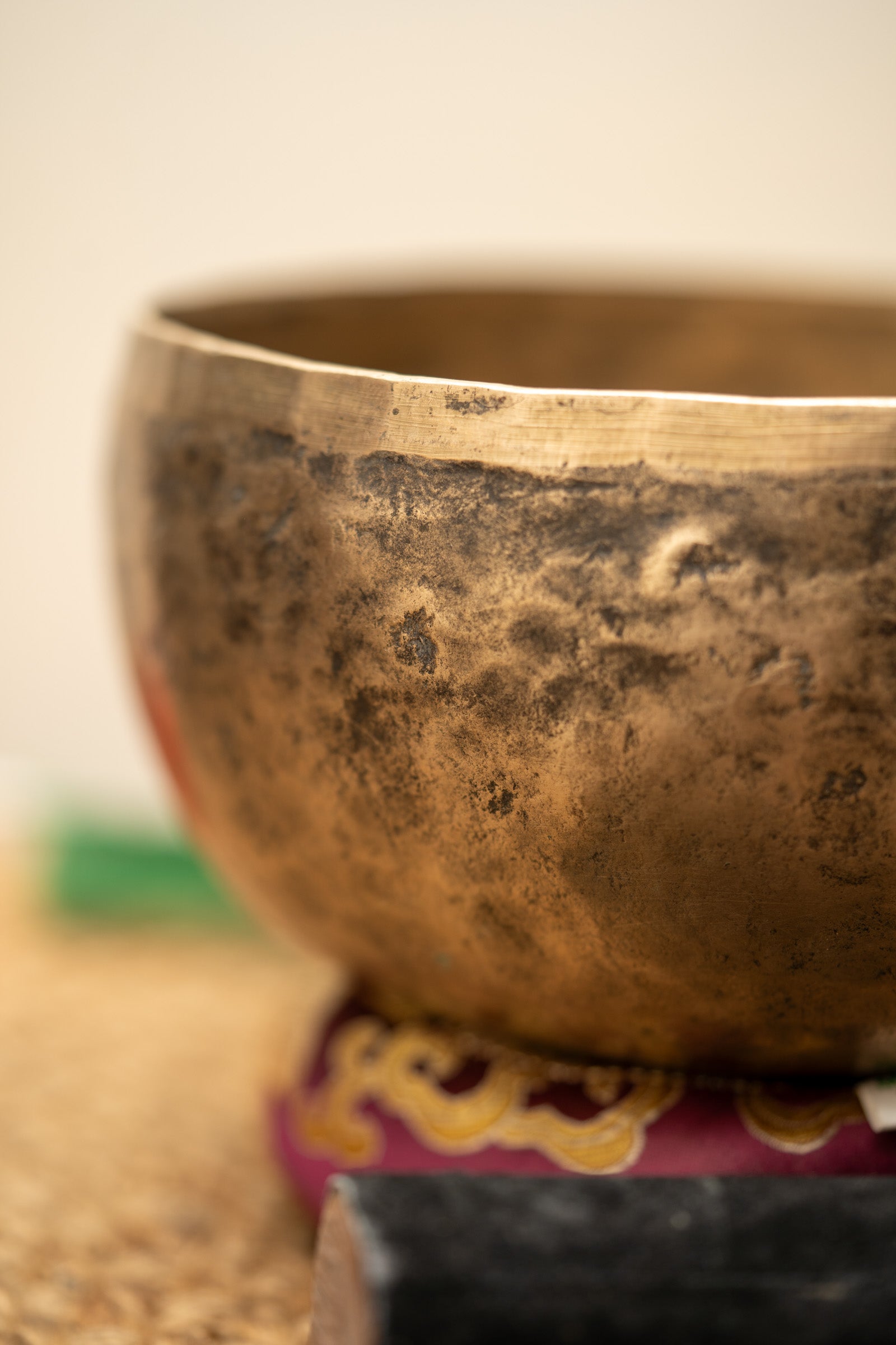 Thadobati Singing Bowl - Professional Therapy Bowl