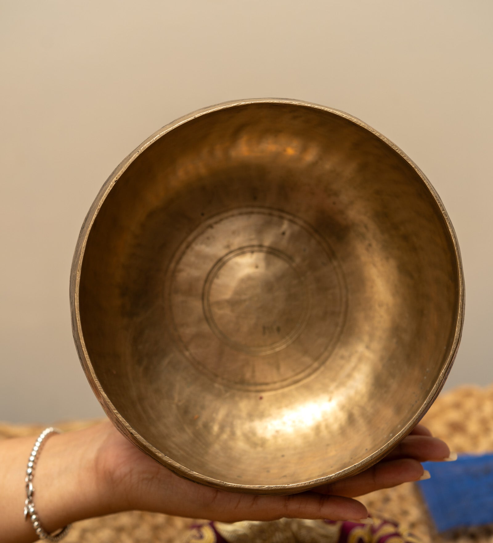 Thadobati Singing Bowl - Professional Therapy Bowl