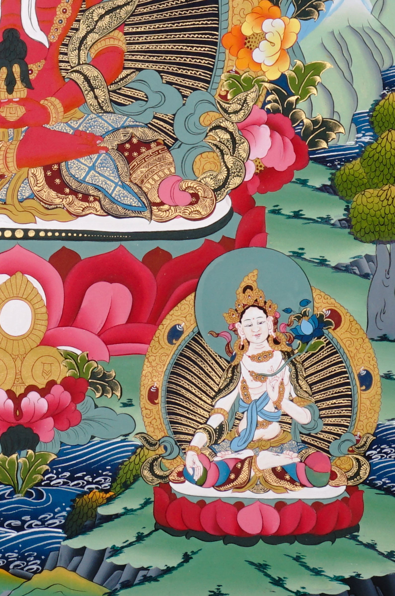 Amitayus Thangka painting with long-life vase, lotus throne, surrounding Buddhas, and Tibetan Buddhist longevity symbolism.