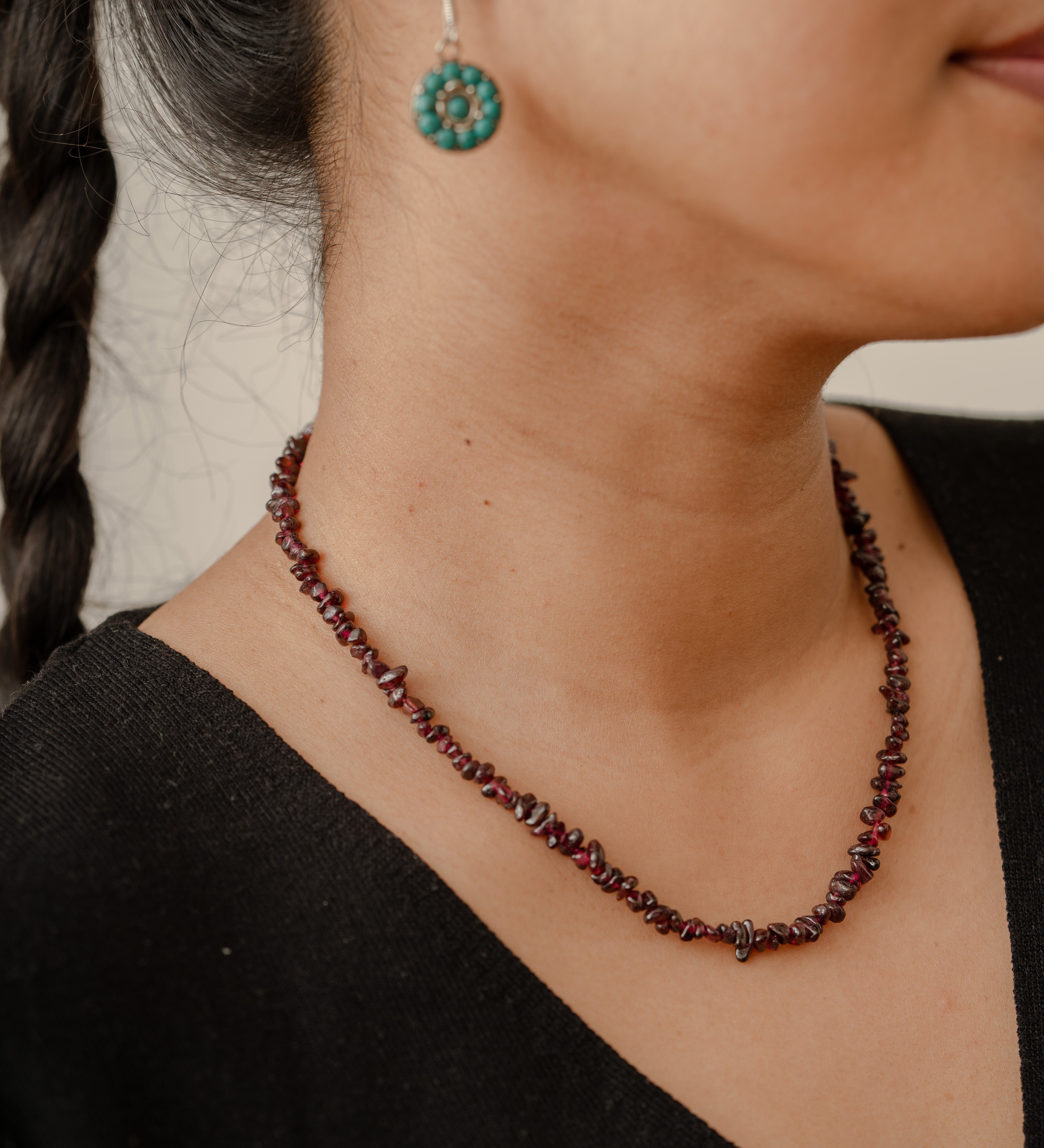 Red Garnet crystal chips necklace wine color 