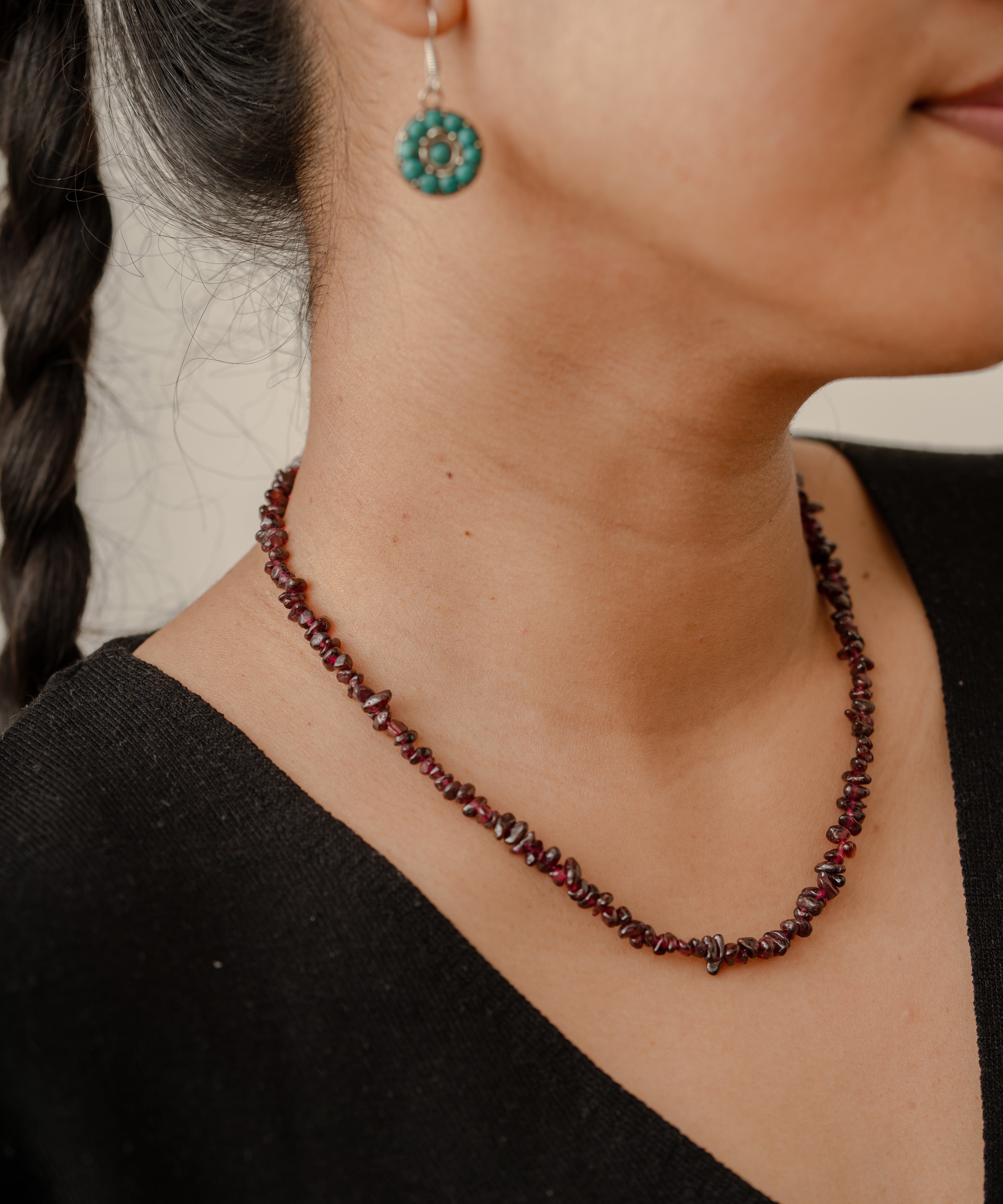 Red Garnet crystal chips necklace wine color 