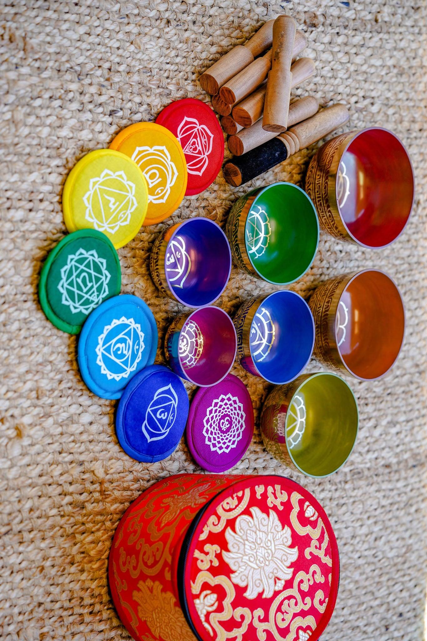 7 Colourful Singing Bowl Chakra Set - Himalayas Shop