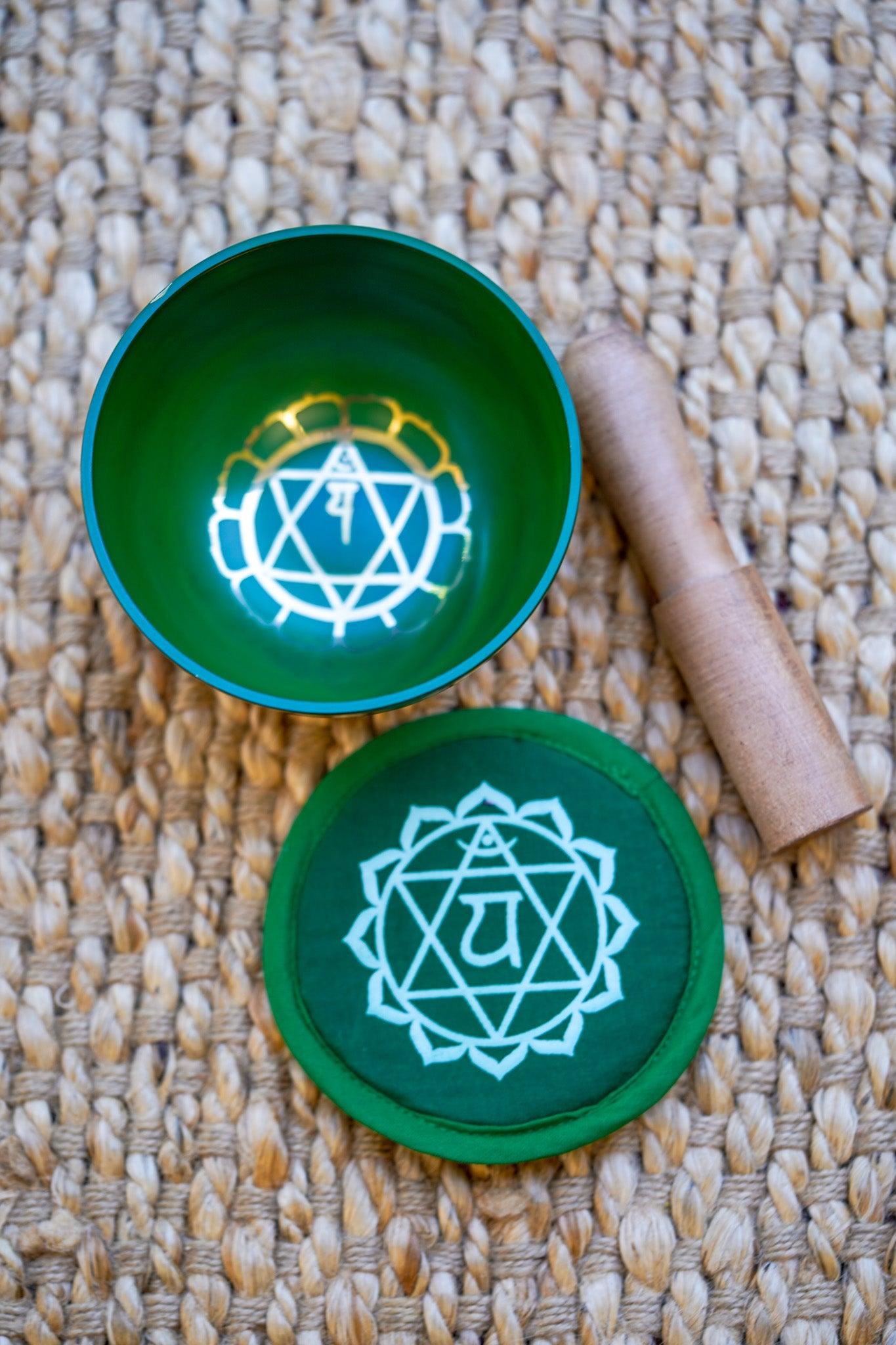 7 Colourful Singing Bowl Chakra Set - Himalayas Shop