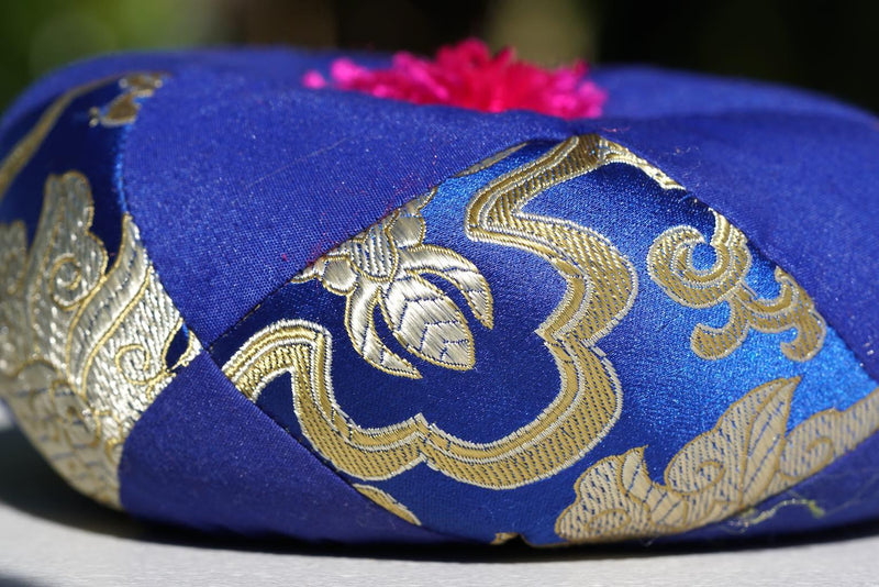 Singing bowl cushion for meditation