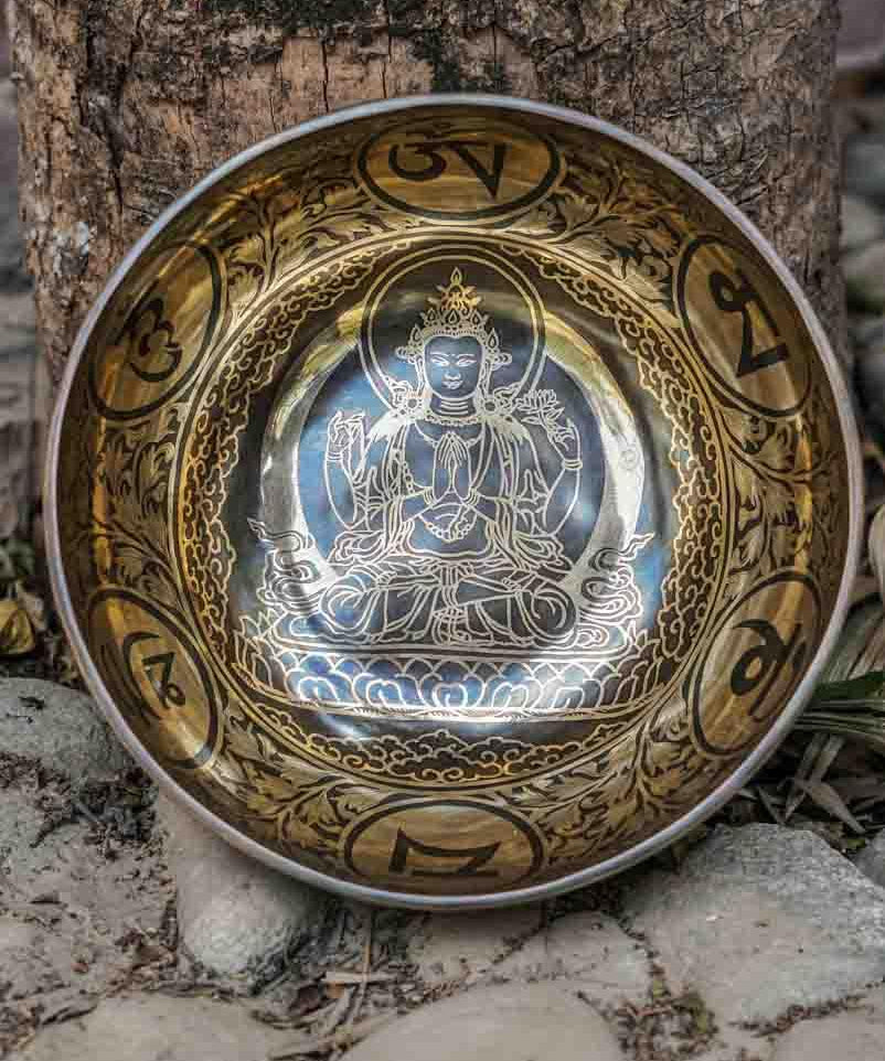 Chengresi Singing Bowl for meditation and healing. Large size Singing Bowl for Altar space.