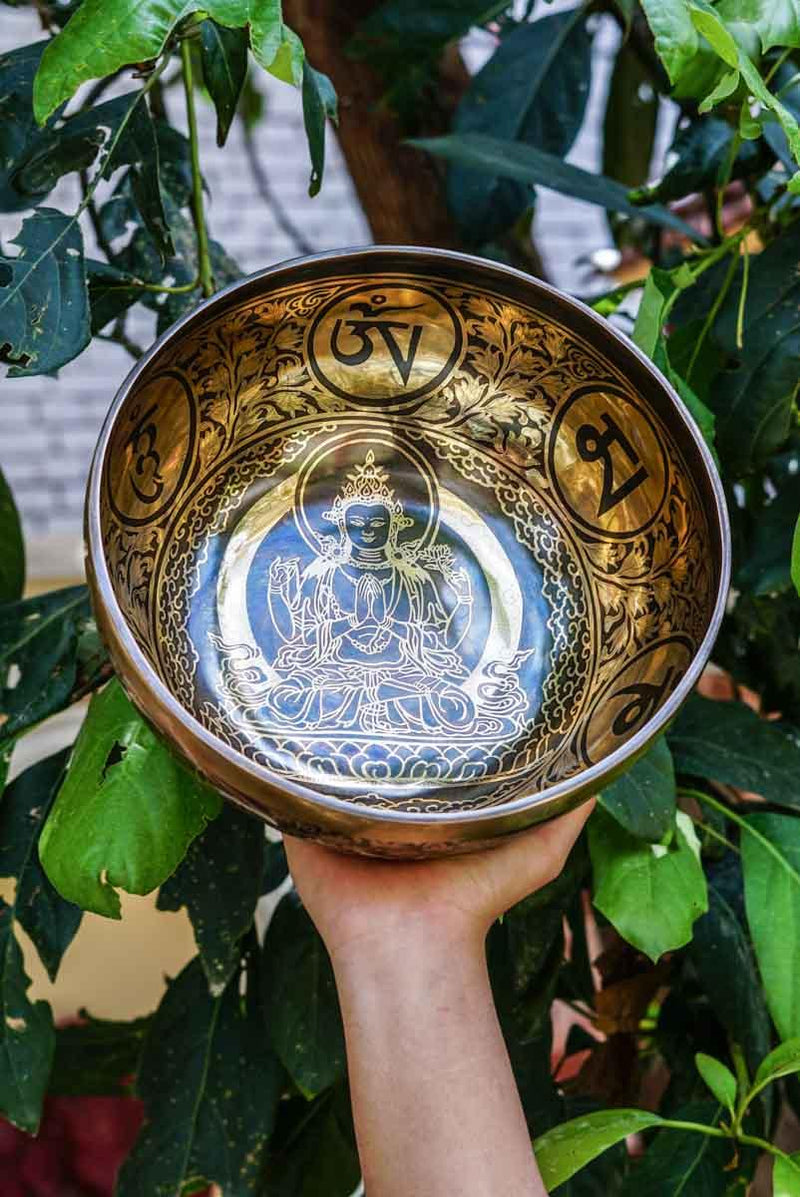 Chengresi Singing Bowl for meditation and healing. Large size Singing Bowl for Altar space.