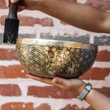 Chengresi Singing Bowl for meditation and healing. Large size Singing Bowl for Altar space.