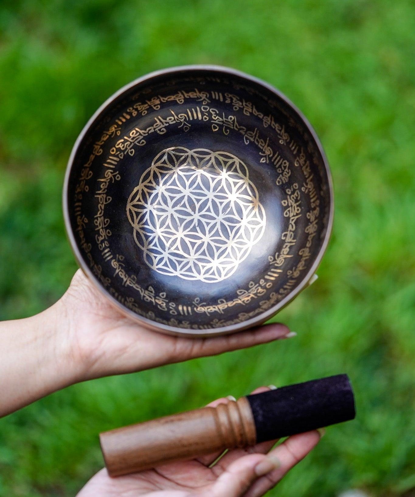 Flower of Life Singing Bowl - HimalayasShop