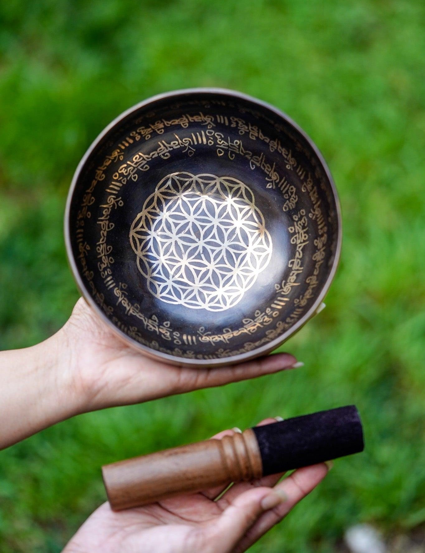 Flower of Life Singing Bowl - HimalayasShop