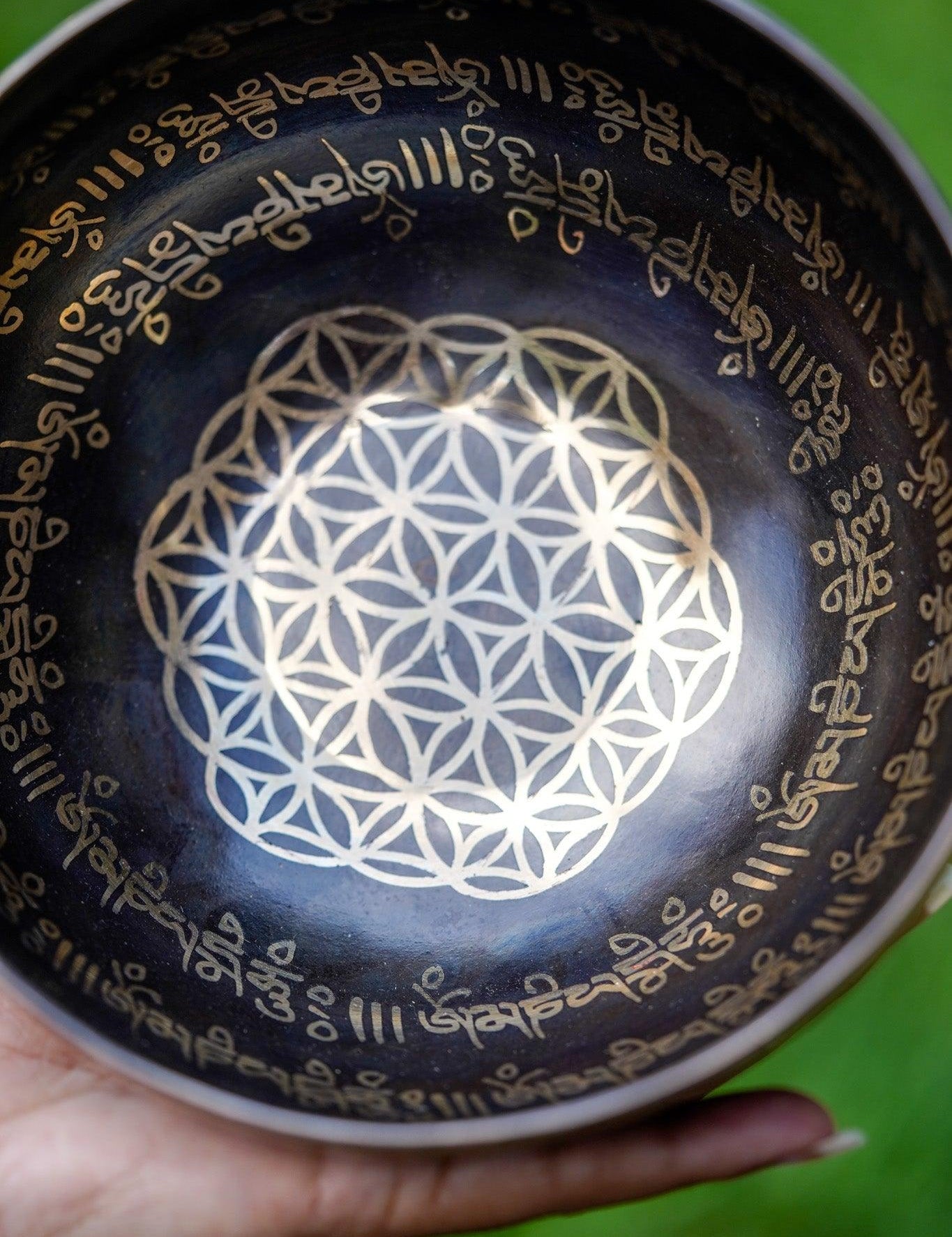 Flower of Life Singing Bowl - HimalayasShop