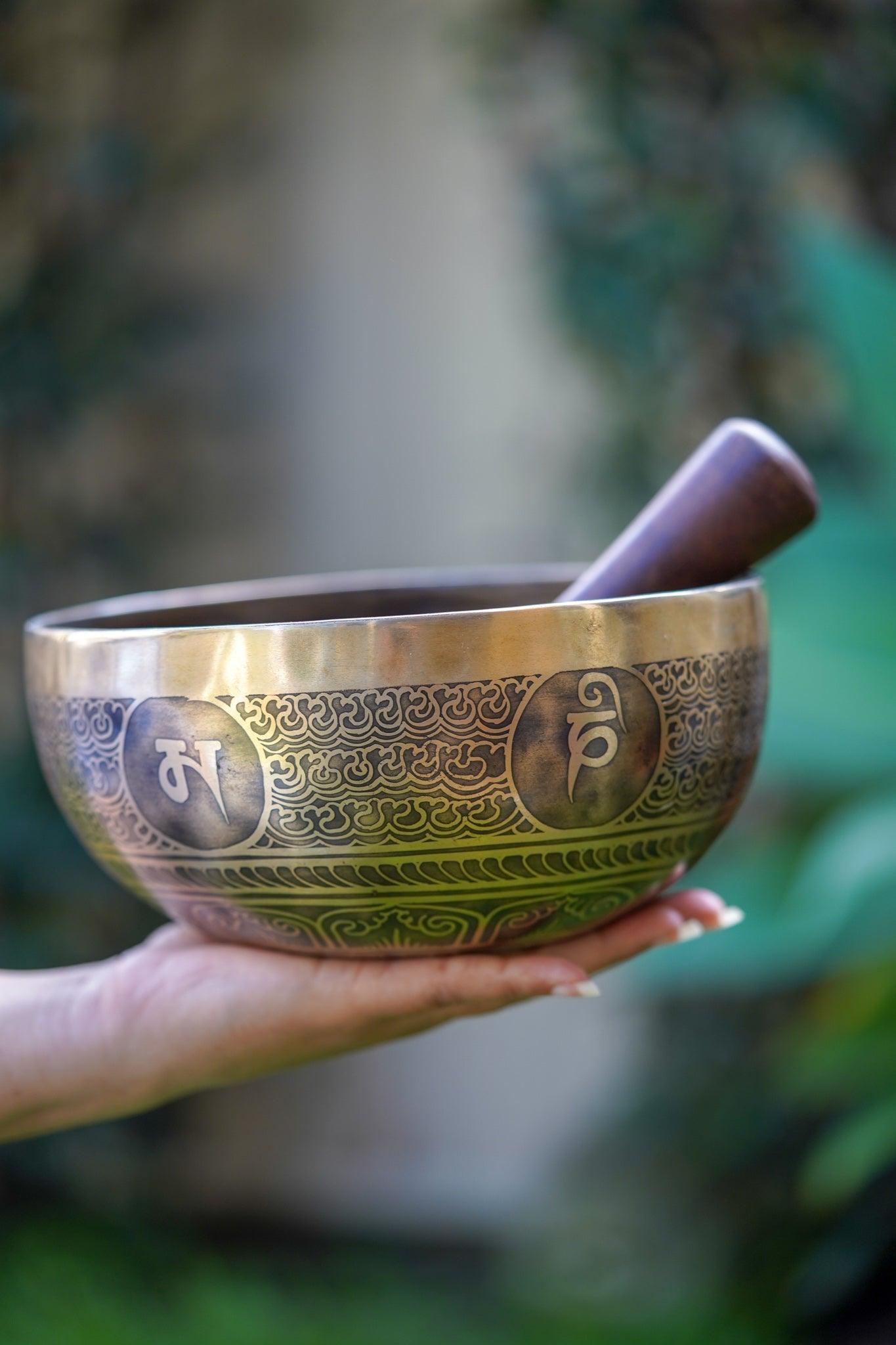 Flower of Life Singing Bowl - Handcrafted Tibetan Bowl