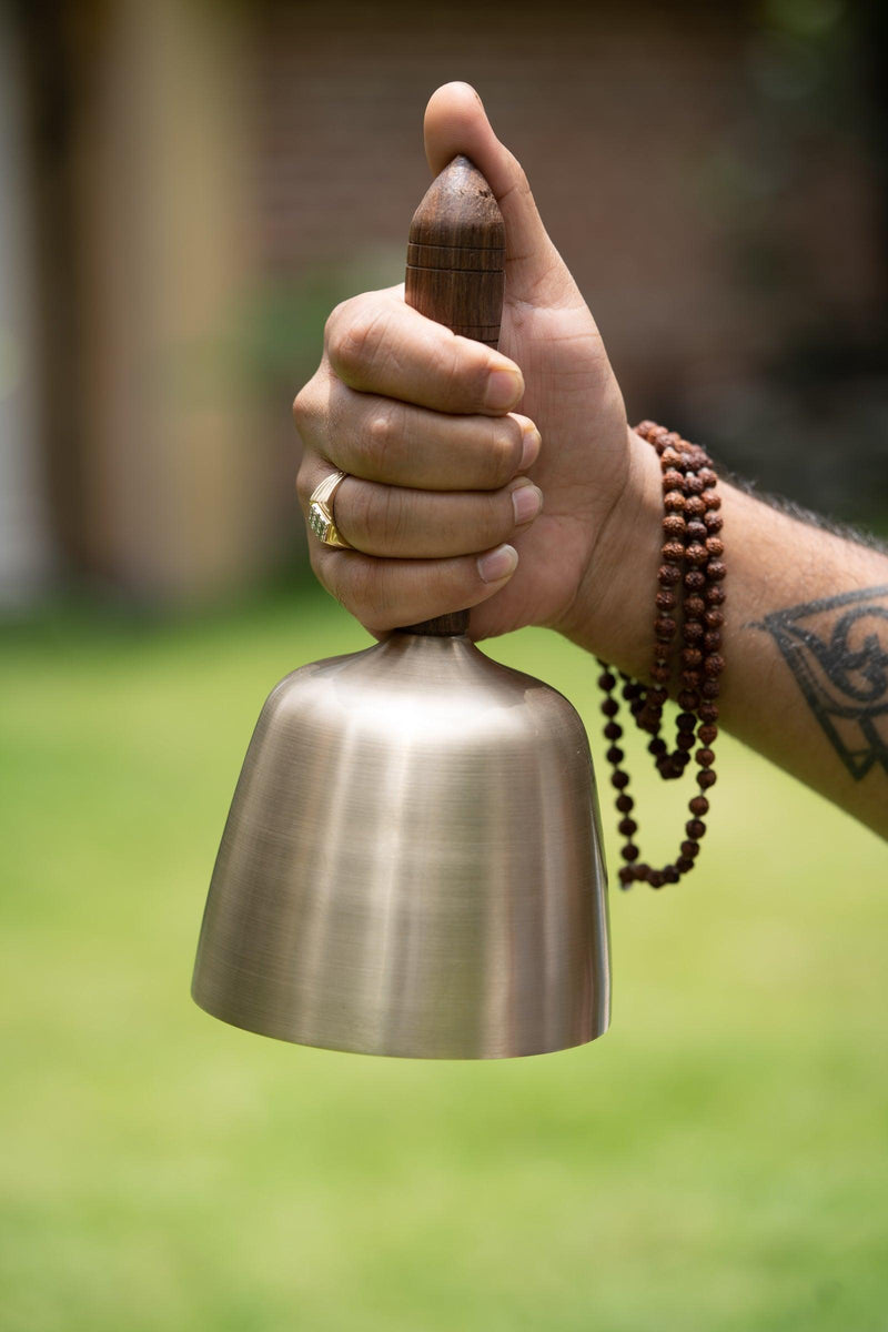 Singing Bowl with Handle for meditation and positive vibration 