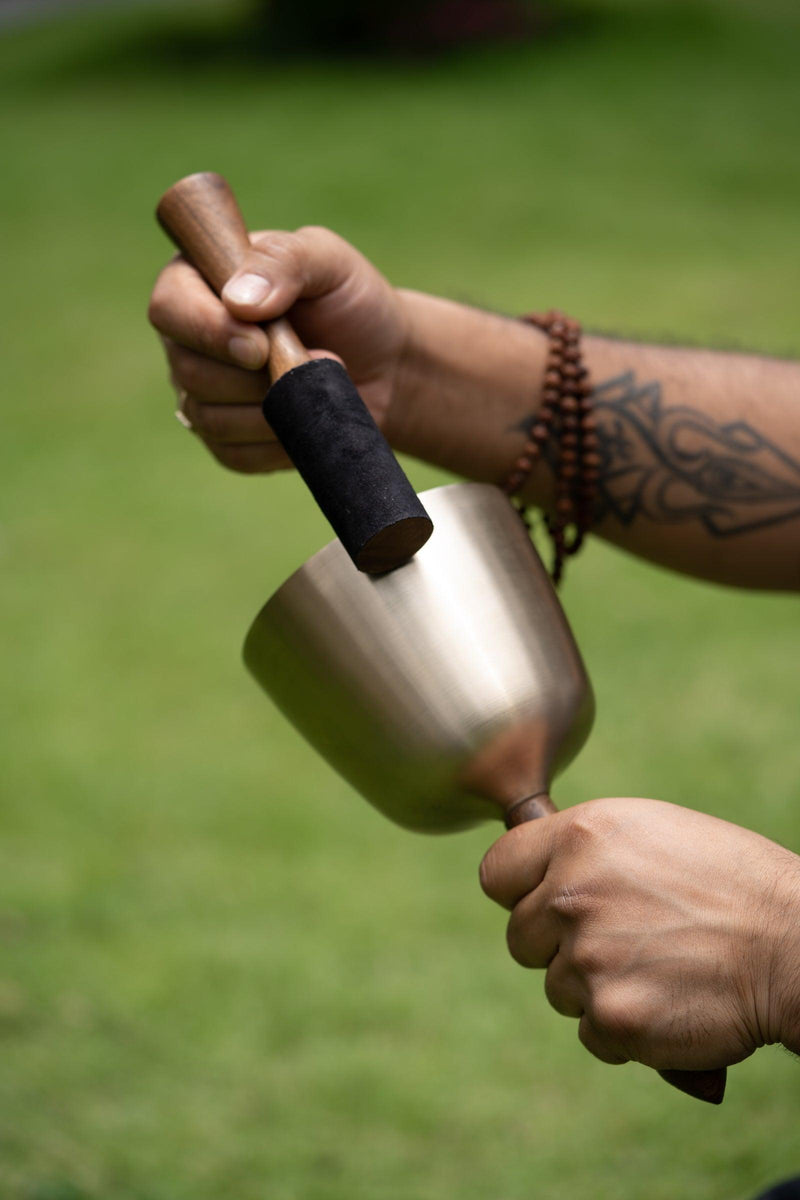 Singing Bowl with Handle - Himalayas Shop