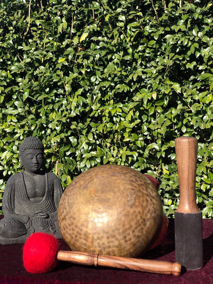 Earthy Aura Singing Bowl - Premium Quality Bowl 