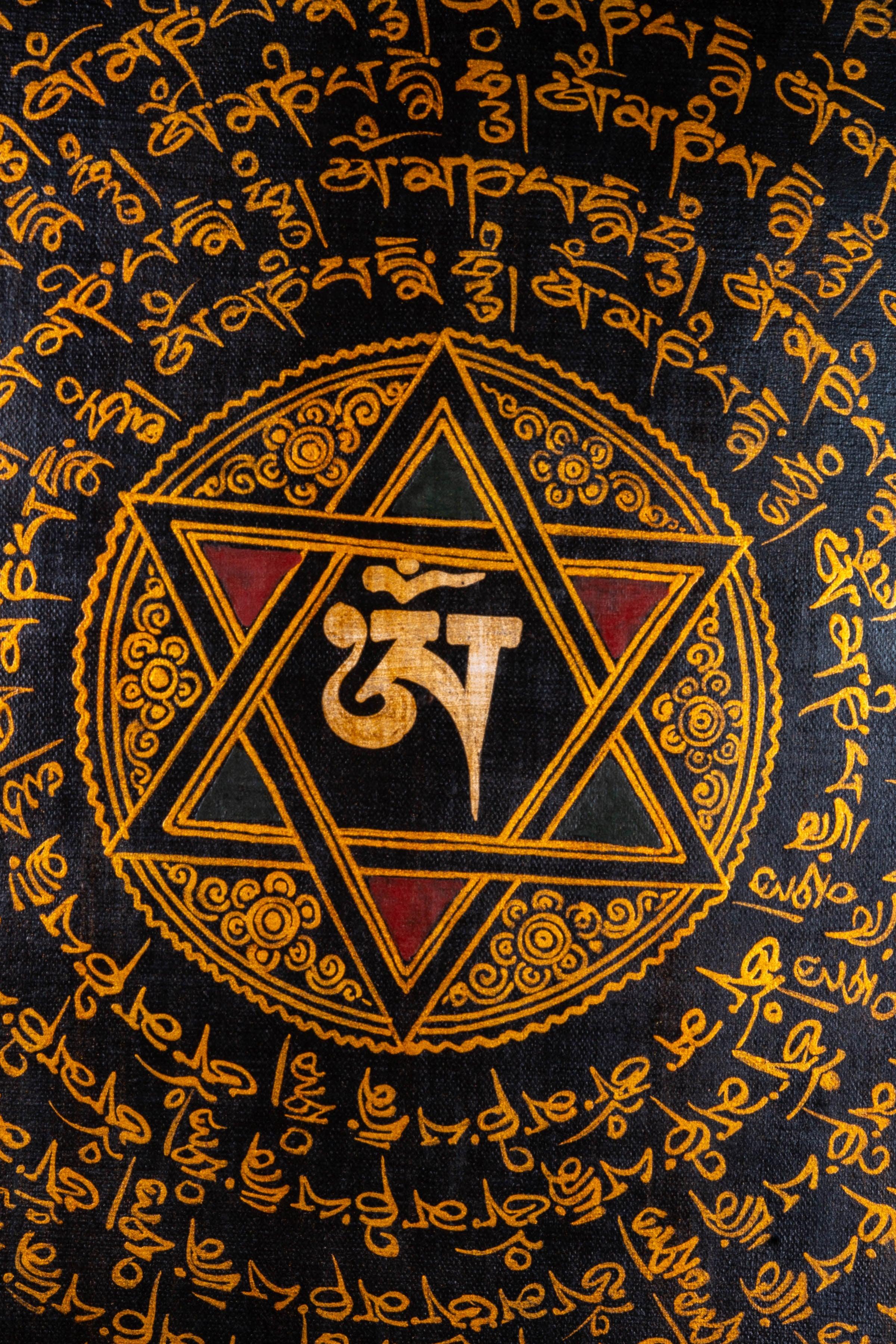 OM Mandala with 8 auspicious Symbol - The Golden Star - Himalayas Shop