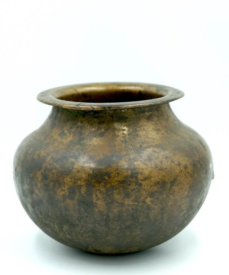 Vintage Bronze cast Antique Water Pot - Himalayas Shop