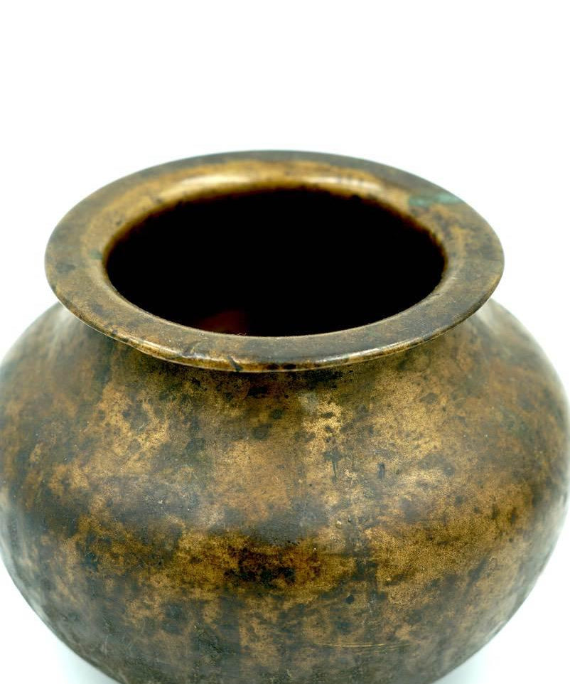 Vintage Bronze cast Antique Water Pot - Himalayas Shop