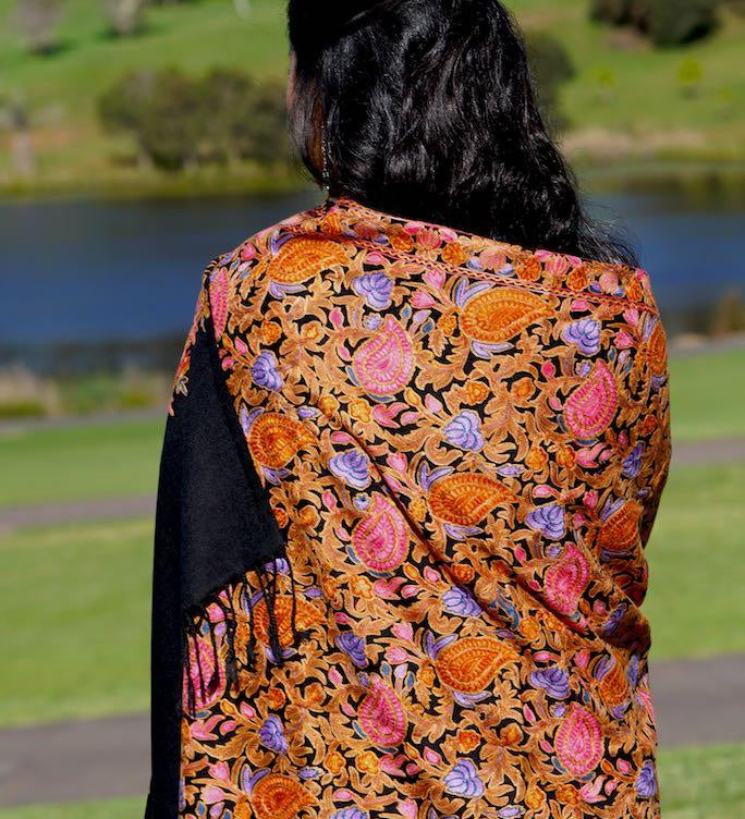 Heavy embroidery vintage paisley design pashmina shawl gives you a classic looks and gets everyone attention!