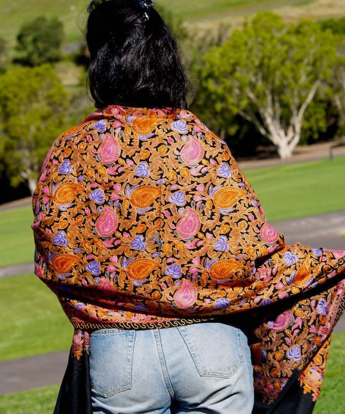 Heavy embroidery vintage paisley design pashmina shawl gives you a classic looks and gets everyone attention!