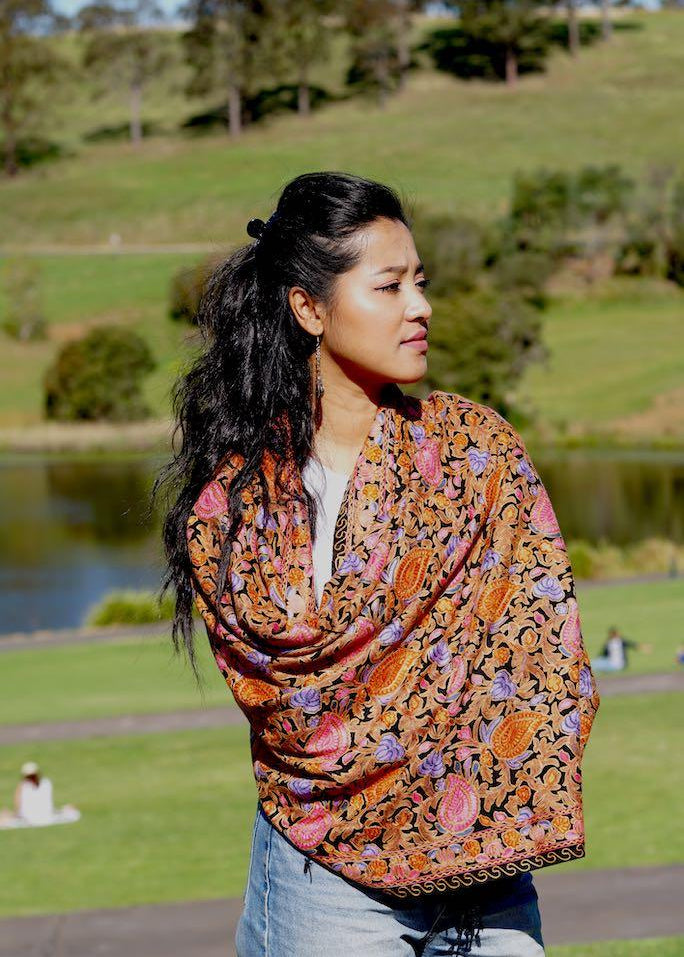 Heavy embroidery vintage paisley design pashmina shawl gives you a classic looks and gets everyone attention!