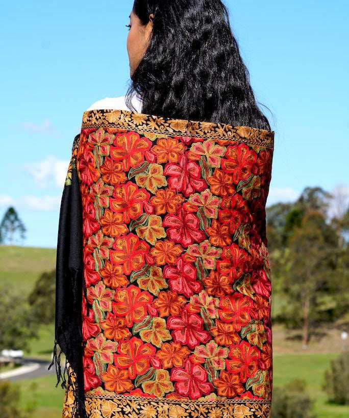 Buy our best hand woven pashmina stole online at lowest price. These Cashmere Embroidery stole has a great design for any wear at any place made ethically by supporting people from Himalayas.