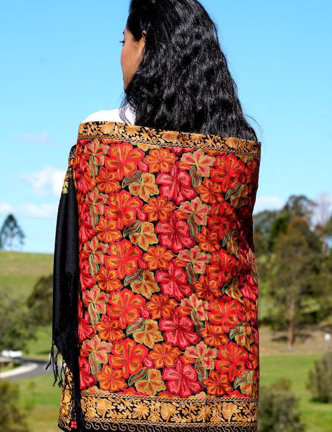 Buy our best hand woven pashmina stole online at lowest price. These Cashmere Embroidery stole has a great design for any wear at any place made ethically by supporting people from Himalayas.