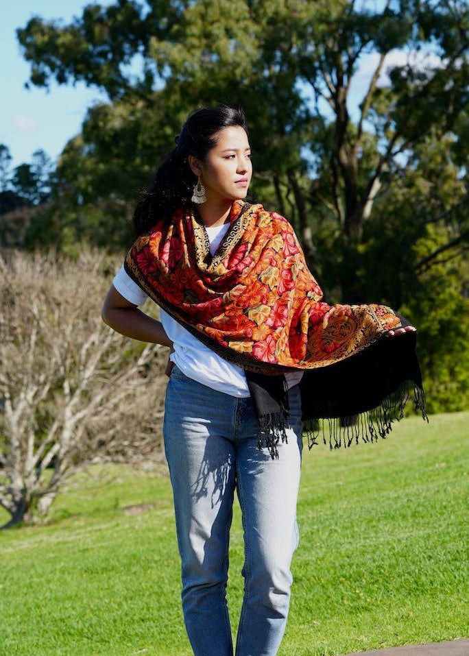 Buy our best hand woven pashmina stole online at lowest price. These Cashmere Embroidery stole has a great design for any wear at any place made ethically by supporting people from Himalayas.