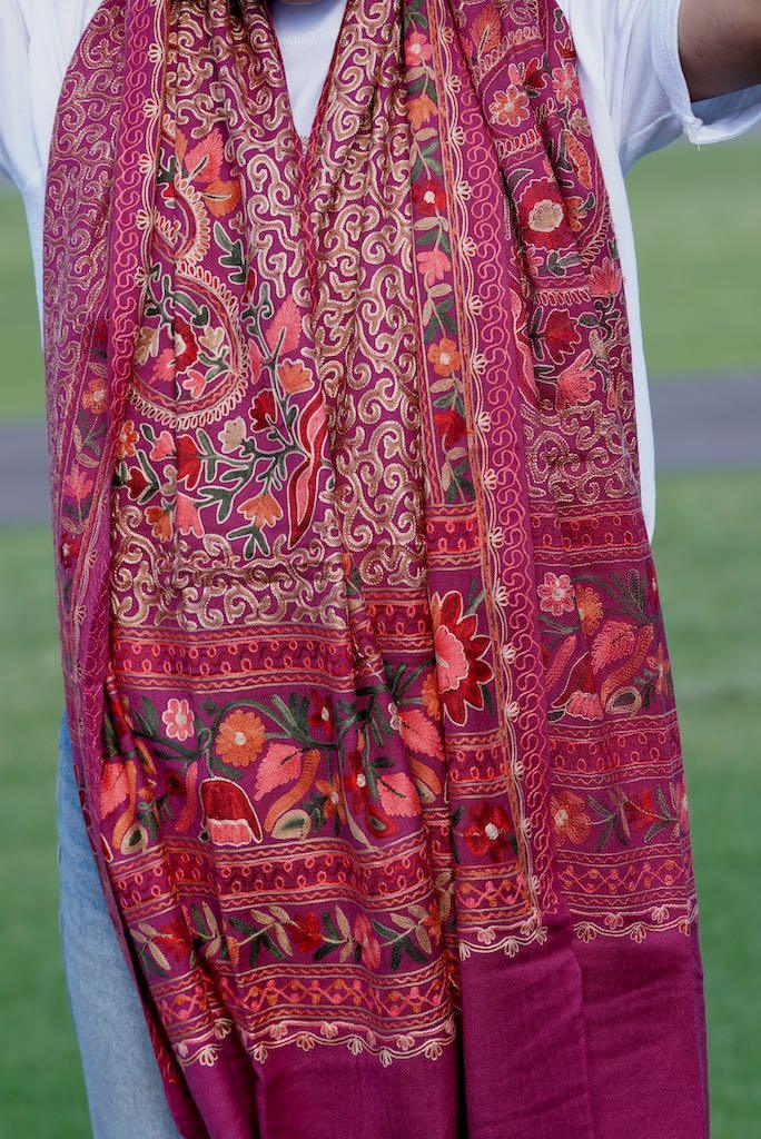 Find the best range of Pashmina Shawl at Himalayas Shop. Beautiful genuine Nepalese cashmere pashminas, that are so warm, yet light, and utterly luxurious to wear.