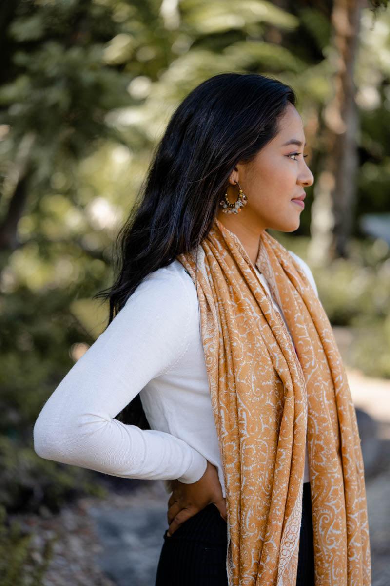 stylish female pashmina shawl