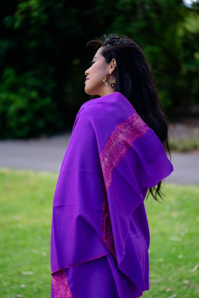 Beautiful elegant 100% cashmere Purple pashmina 