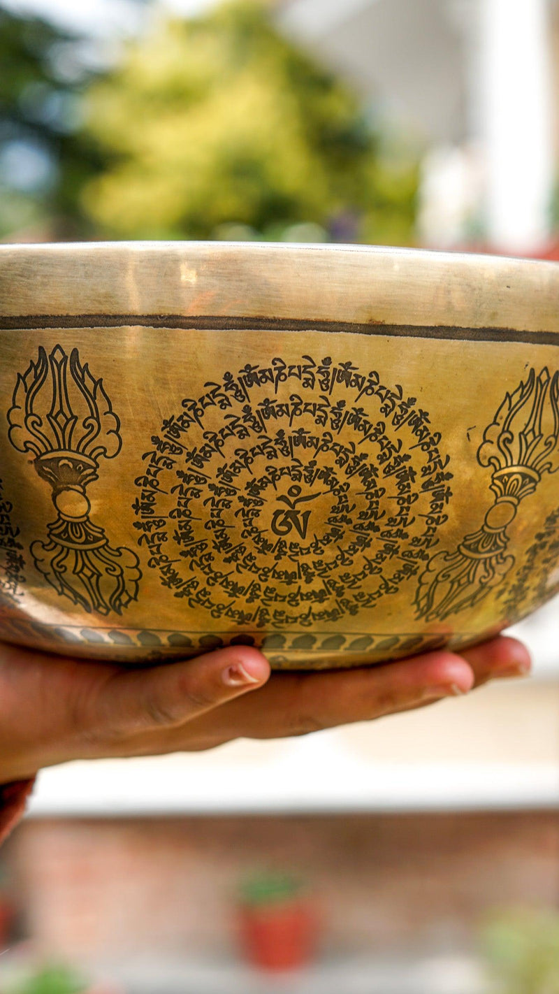 Amitabha Buddha Singing Bowl with Lotus engraving for healing and meditation