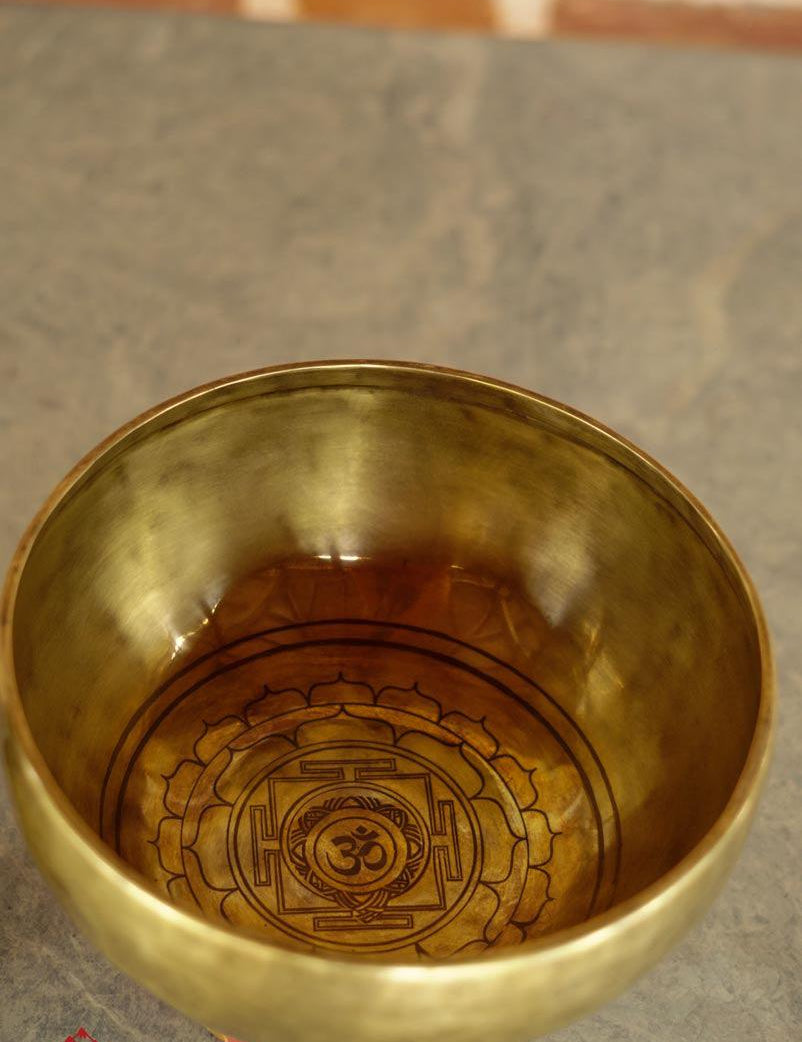 Shop for the best quality singing bowl at Himalayas Shop