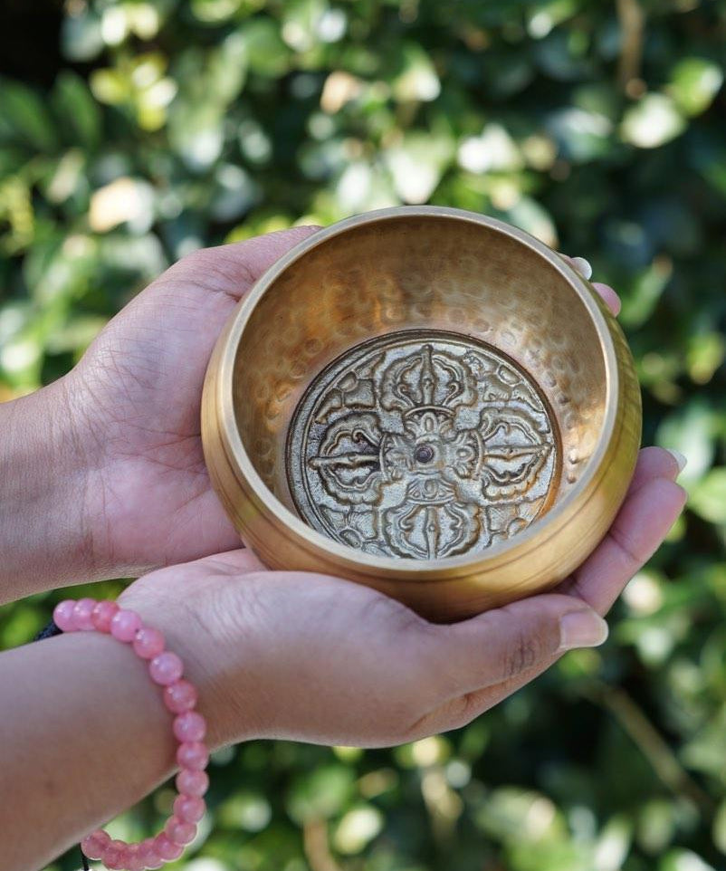 Vajra singing bowl hand hammered tibetan bell