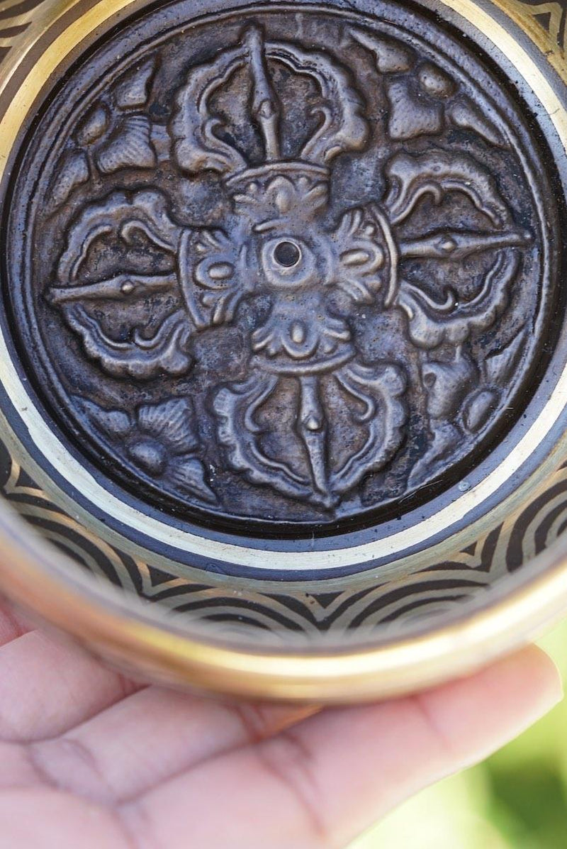 Vajra singing bowl hand hammered tibetan bell