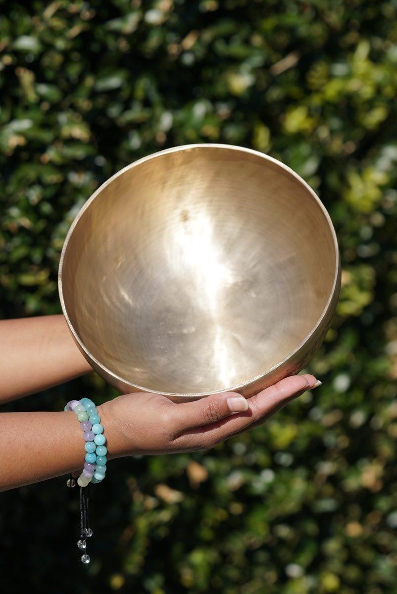 hand hammered singing bowl for sound meditation