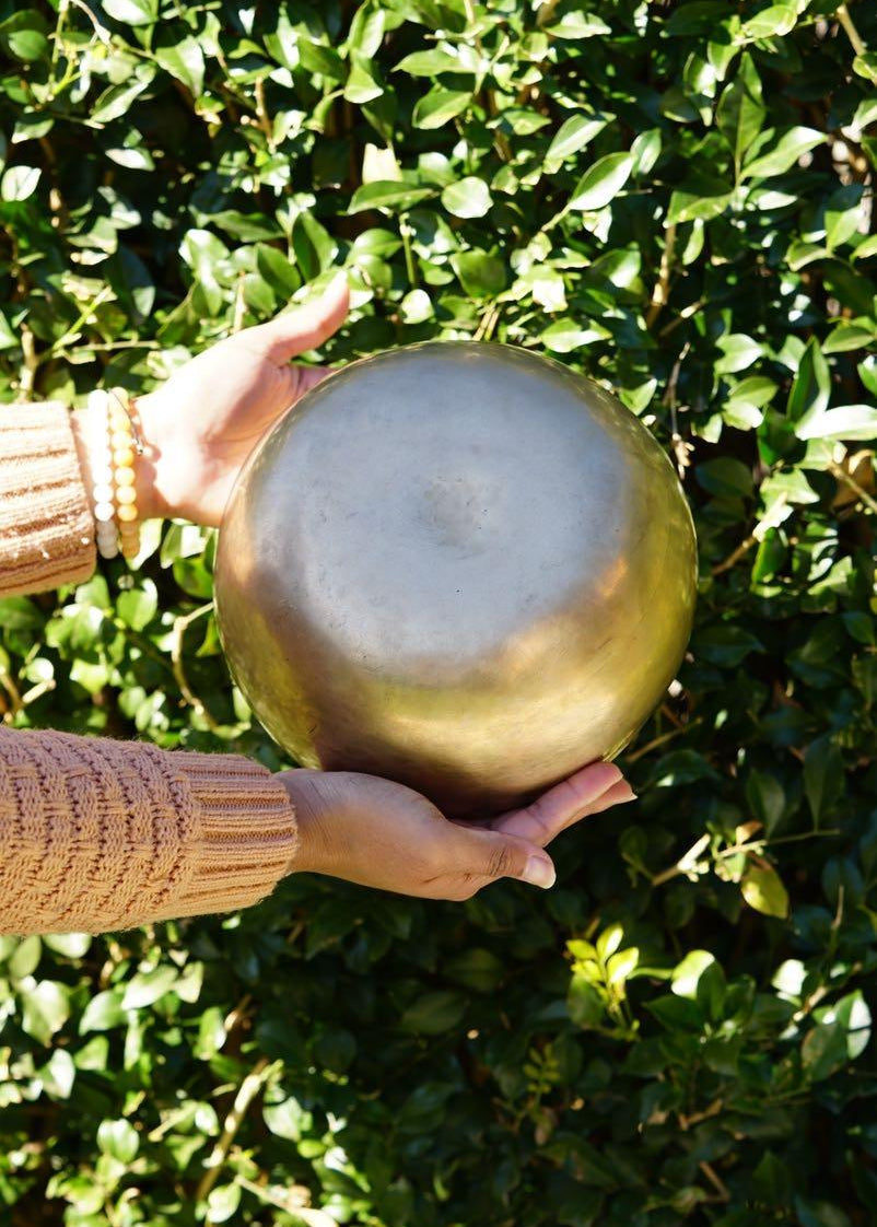 Antique Singing Bowl for sound healing and meditation