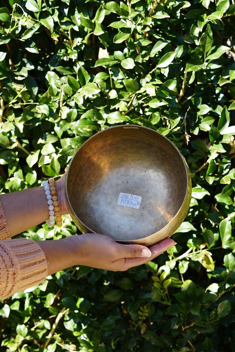 Antique Singing Bowl for sound healing and meditation