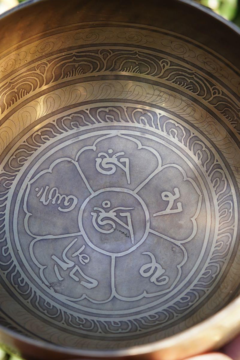 buy best quality tibetan singing bowl online