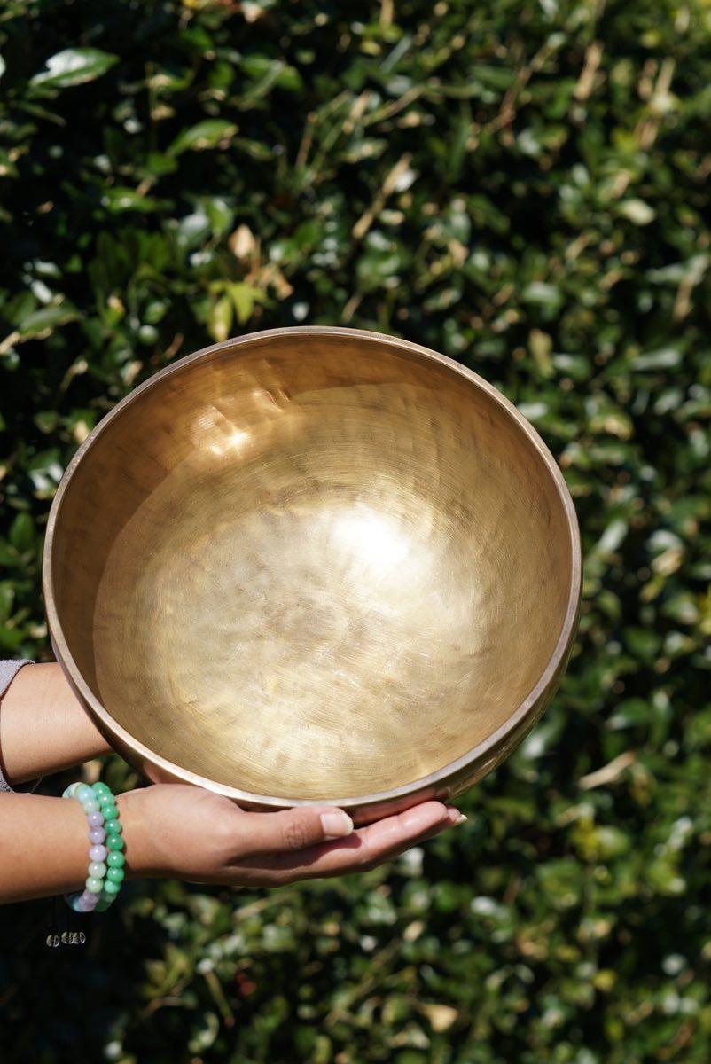 Tibetan Antique Singing Bowl for Chakra healing and balancing - Handcarved - HimalayasShop