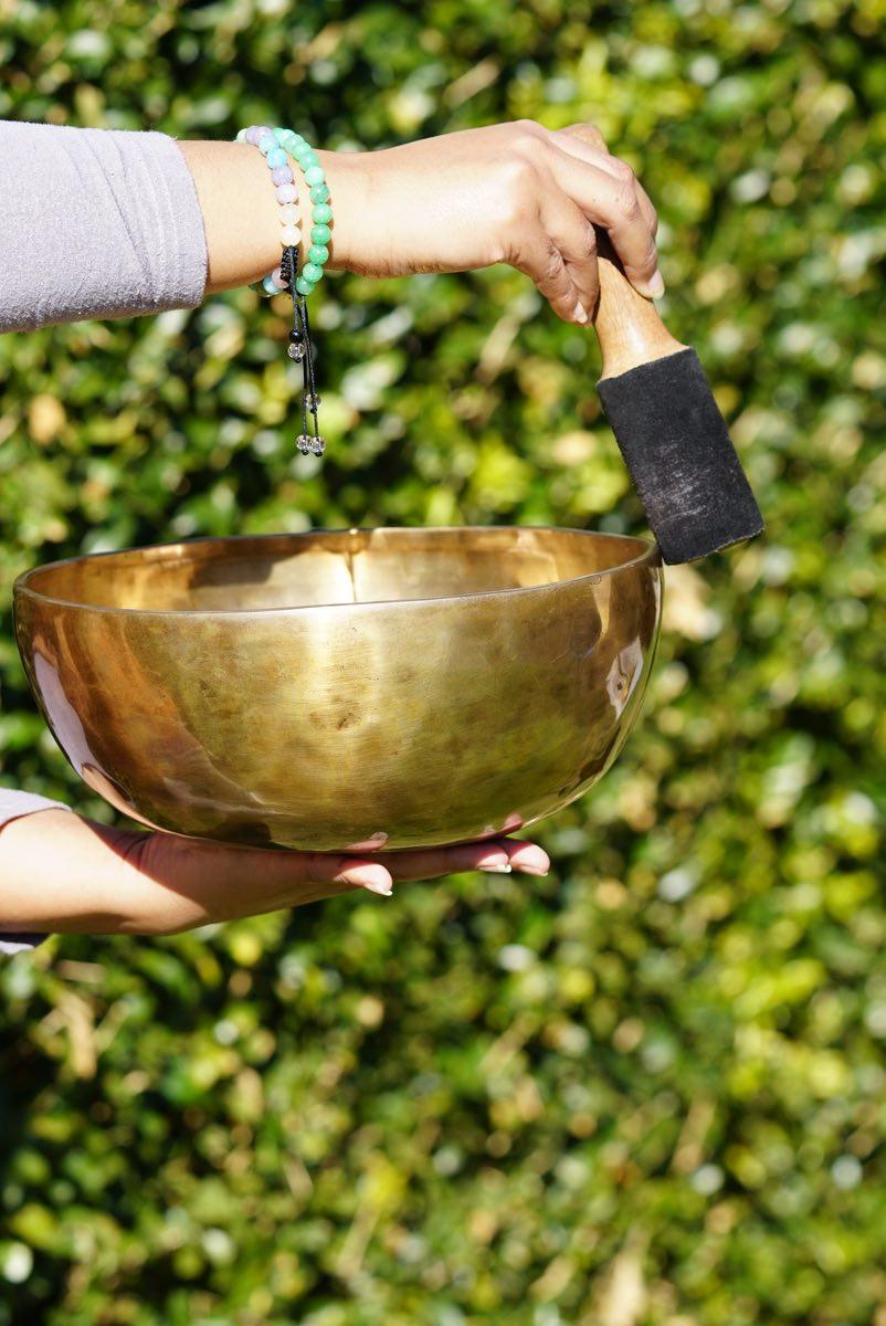 singing bowl for chakra healing and meditation