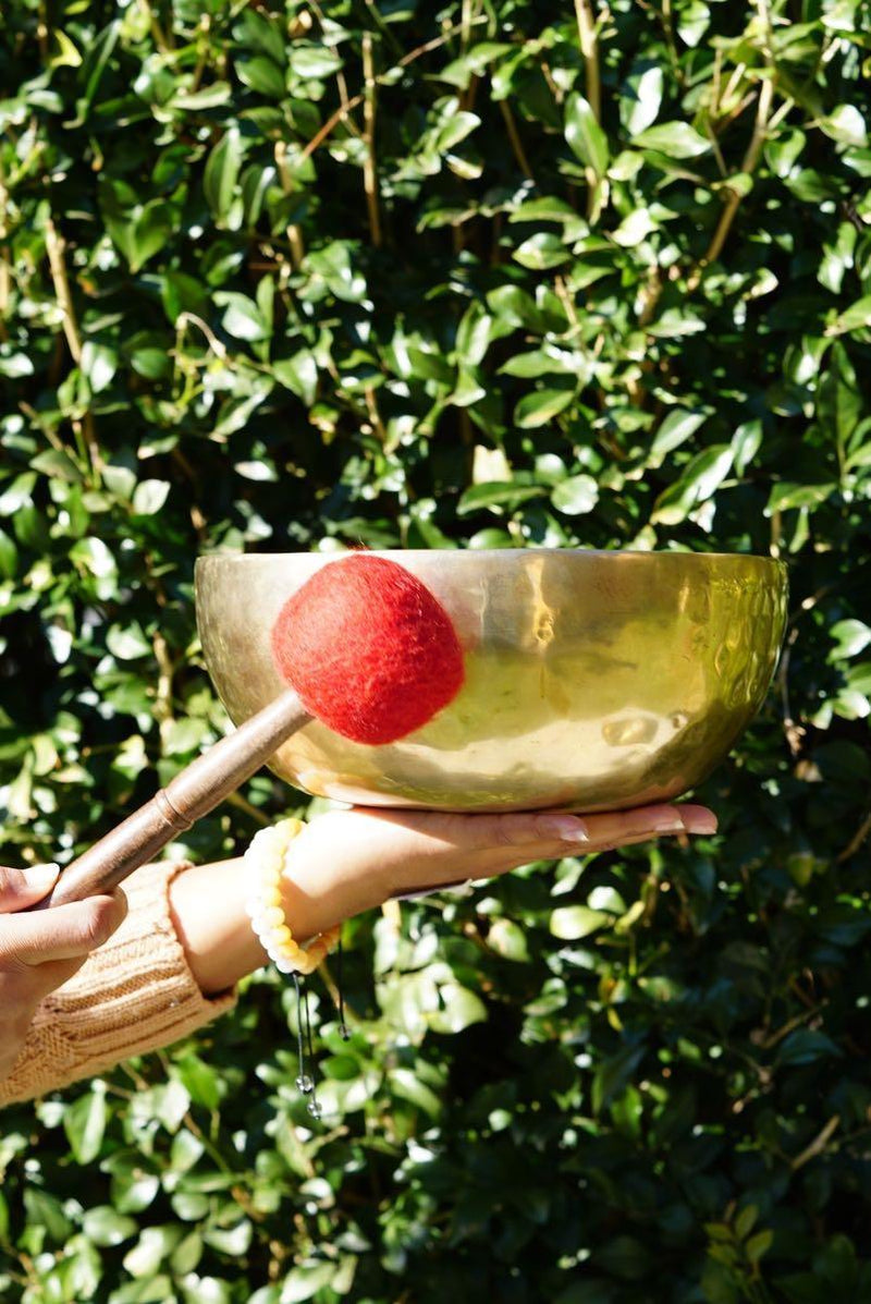 Tibetan Singing Bowl For Sound healing and meditation