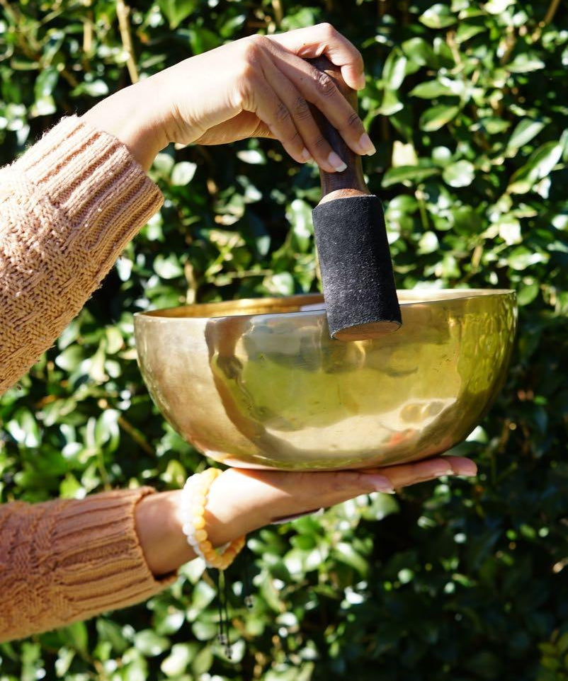 Tibetan Singing Bowl For Sound healing and meditation