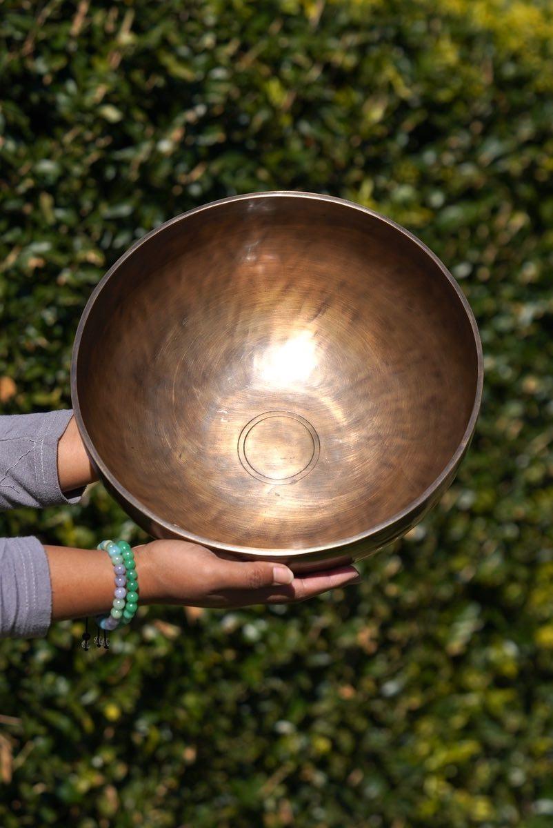 Full Moon Singing Bowl