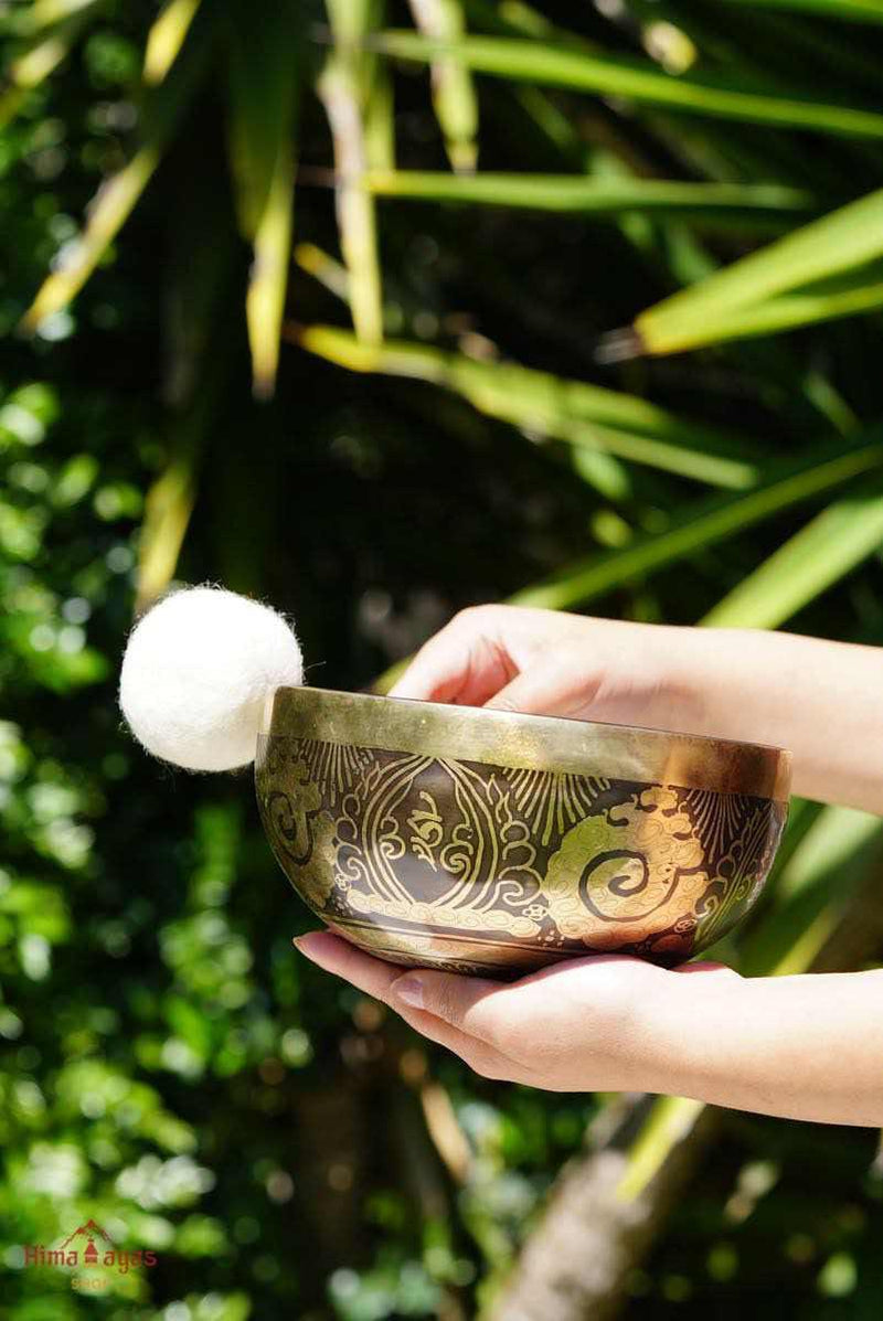 Unique design singing bowl for sound healing and. meditation.