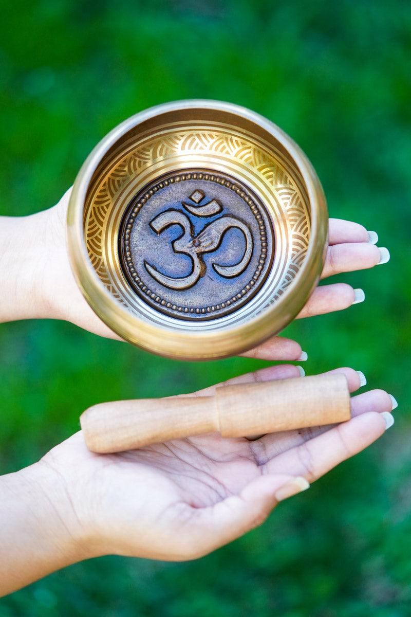 OM Singing Bowl Sound for Meditation - HimalayasShop